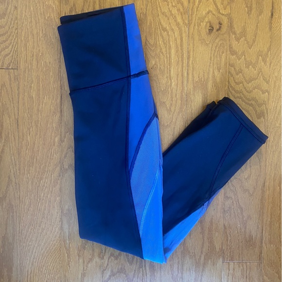 Lululemon “Colour Me Ombre” Crop leggings | Size 2 - Picture 5 of 7